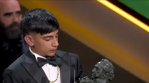 Mejor actor y actriz revelación para Mirian Garlo y Antonio Fernández Mejor actor y actriz revelación para Mirian Garlo y Antonio Fernández