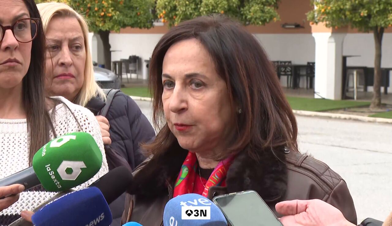 La ministra Robles niega que Mor&oacute;n y Rota colaboren con Estados Unidos en su ataque a Ir&aacute;n