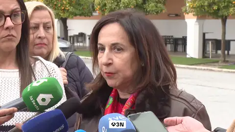 La ministra Robles niega que Morón y Rota colaboren con Estados Unidos en su ataque a Irán La ministra Robles niega que Morón y Rota colaboren con Estados Unidos en su ataque a Irán