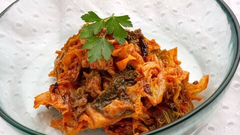 Repollo guisado a la siciliana, de Karlos Argui&ntilde;ano: "Una receta sencilla que tiene mucho &eacute;xito en el sur de Italia"