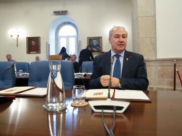 Fiscal&iacute;a se querella contra Jos&eacute; Tom&eacute; tras recibir denuncia contra &eacute;l por acoso sexual