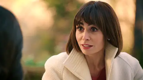 La propuesta de Nieves que deja a Luz sin palabras: ¡quiere incorporarse a trabajar como enfermera en el dispensario! La propuesta de Nieves que deja a Luz sin palabras: ¡quiere incorporarse a trabajar como enfermera en el dispensario!