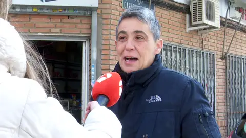 Mata a su casera y se entrega. Mata a su casera y se entrega.