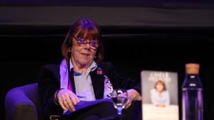 Gis&egrave;le Pelicot en la presentaci&oacute;n de sus memorias "Un himno a la vida"