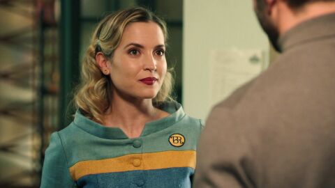 Valentina encuentra en Andr&eacute;s un confidente: &ldquo;Mi relaci&oacute;n con mi madre ha cambiado &uacute;ltimamente&rdquo;