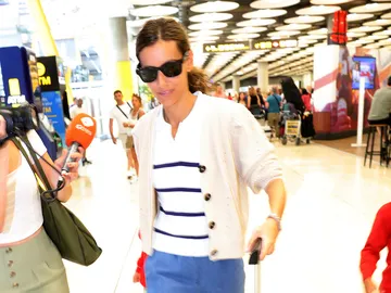 Ana Boyer en el aeropuerto Ana Boyer en el aeropuerto