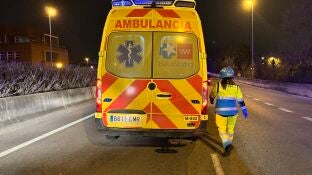 Ambulancia de Emergencias 112 de la Comunidad de Madrid REMITIDA / HANDOUT por EMERGENCIAS 112 DE LA COMUNIDAD DE MADRID Fotograf&iacute;a remitida a medios de comunicaci&oacute;n exclusivamente para ilustrar la noticia a la que hace referencia la imagen, y citando la procedencia de la imagen en la firma 03/03/2026