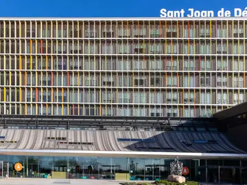 Un hito en el Hospital Sant Joan de Déu: implantan el marcapasos más pequeño del mundo a una recién nacida Un hito en el Hospital Sant Joan de Déu: implantan el marcapasos más pequeño del mundo a una recién nacida