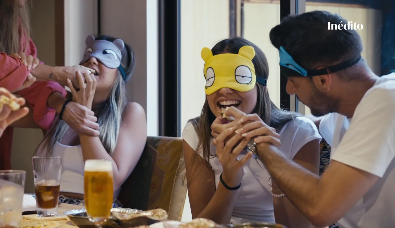 Daniela y Salma prueban la parte más venenosa del pez globo: “Voy a llorar”