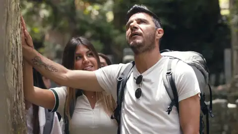 Los Sánchez Saborido descubren el budismo ‘chingón’ en el próximo capítulo de El capitán en Japón Los Sánchez Saborido descubren el budismo ‘chingón’ en el próximo capítulo de El capitán en Japón