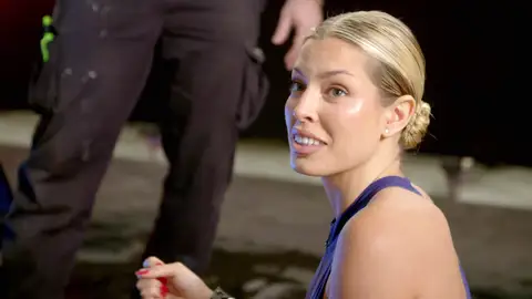 Jessica Goicoechea: “Estoy tragando agua por un tubo” Jessica Goicoechea: “Estoy tragando agua por un tubo”