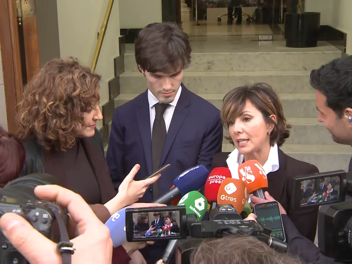 Sonsoles Ónega y sus hermanos, tras la muerte de Fernando Ónega: "Nos habéis hecho sentir muy orgullosos de nuestro padre"