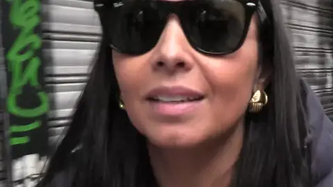 Sara Verdasco ante los micrófonos Sara Verdasco ante los micrófonos