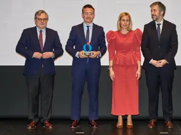 Premio a Roberto Martín Reyes Premio a Roberto Martín Reyes