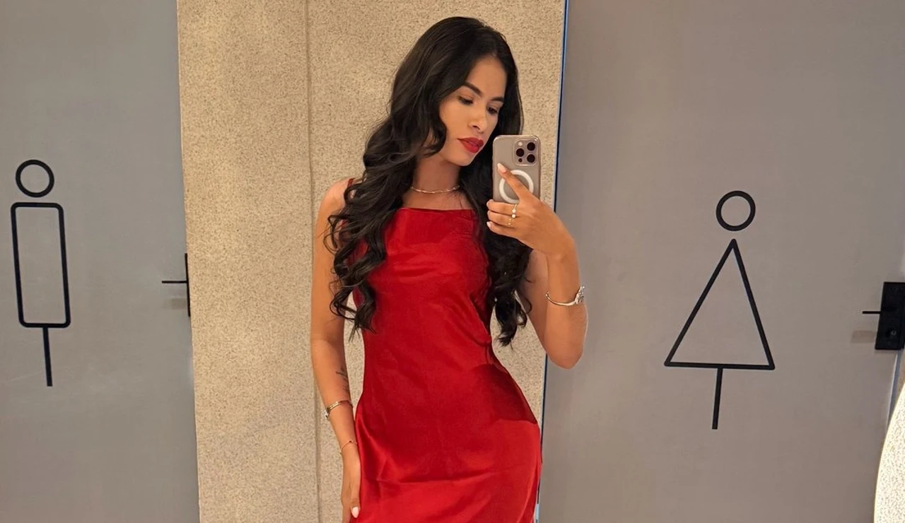 Influencer brasileña muere tras cirugía de aumento de pecho