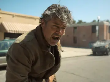 Kyle Chandler en Lanterns Kyle Chandler en Lanterns