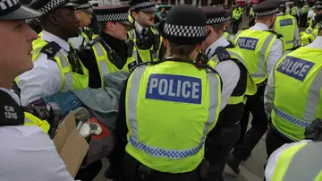 La policia de Londres detiene a cuatro hombres por espionaje La policia de Londres detiene a cuatro hombres por espionaje