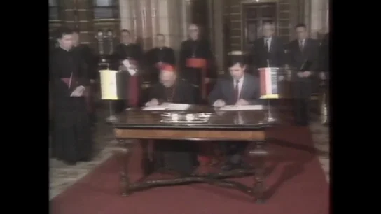 La URSS y el Vaticano reanudan relaciones diplomaticas tras 73 años La URSS y el Vaticano reanudan relaciones diplomaticas tras 73 años