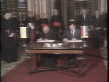 La URSS y el Vaticano reanudan relaciones diplomaticas tras 73 a&ntilde;os