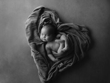 Mejor Fotograf&iacute;a de Reci&eacute;n Nacido de Espa&ntilde;a 2026