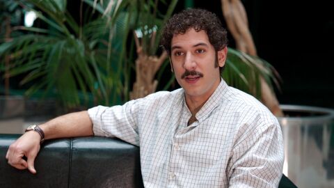  Carlos Troya nos desvela c&oacute;mo es Salva, su personaje de Sue&ntilde;os de libertad: "Oculta un gran dolor y un gran pesar por las injusticias" 