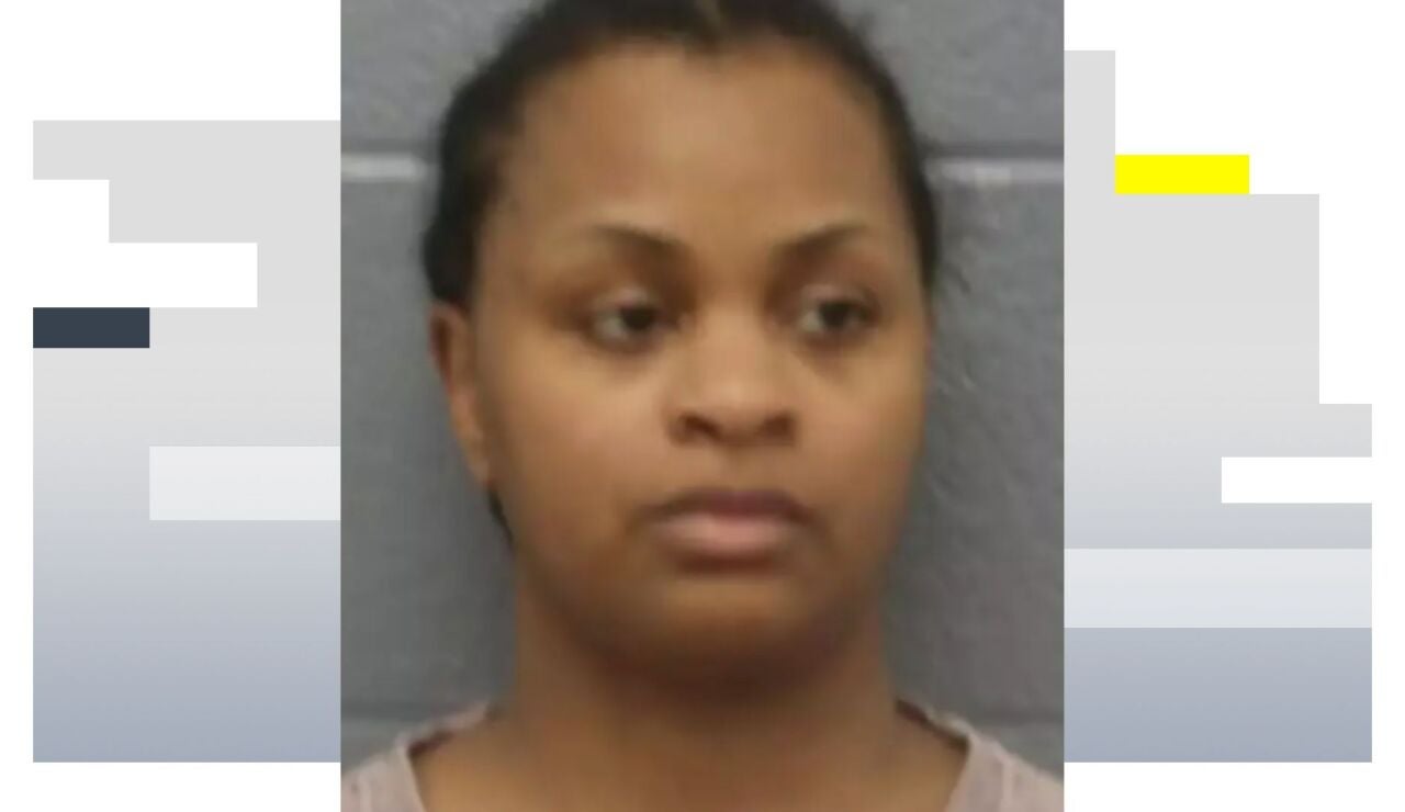 Imagen de Aliyah Herdenson, arrestada por dos cargos de asesinato agravado.