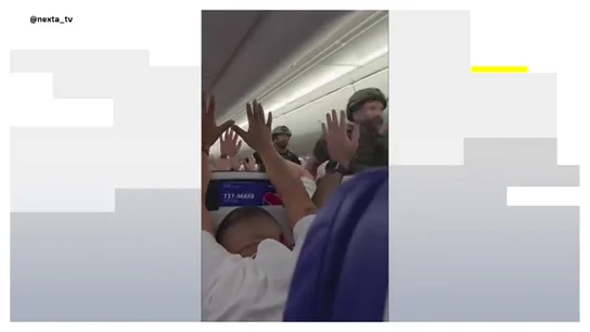 VÍDEO | Desvían un vuelo en Atlanta por amenaza de bomba: "Cabeza abajo y manos arriba" VÍDEO | Desvían un vuelo en Atlanta por amenaza de bomba: "Cabeza abajo y manos arriba"