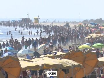 Incertidumbre en las agencias de viajes y hoteles de Canarias ante las consecuencias econ&oacute;micas del conflicto en Oriente Medio