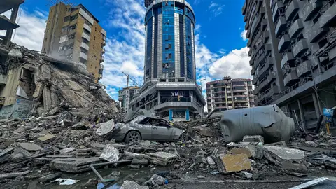 Un edificio destruido tras un ataque aéreo israelí en el barrio de Chiyah de Beirut Un edificio destruido tras un ataque aéreo israelí en el barrio de Chiyah de Beirut