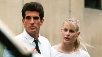 John F. Kennedy Jr. y Daryl Hannah durante su relación John F. Kennedy Jr. y Daryl Hannah durante su relación