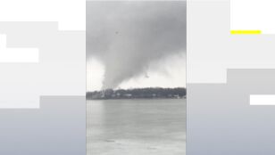 Imagen del tornado en Michigan