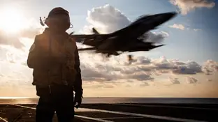 Operation Epic Fury Attack On Iran March 4, 2026, Uss Gerald R Ford, International Waters: A U.S. Navy sailor watches as a F/A-18F Super Hornet aircraft, attached to the Blacklions of Strike Fighter Squadron 213, comes in for an arrested landing on the flight deck of the Ford-class aircraft carrier USS Gerald R. Ford operating in support of Operation Epic Fury, March 2, 2025, in the Eastern Mediterranean Sea. Operation Epic Fury is the joint U.S-Israel attack on Iran. Europa Press/Contacto/Us Navy/U.S Navy 04/03/2026 ONLY FO...