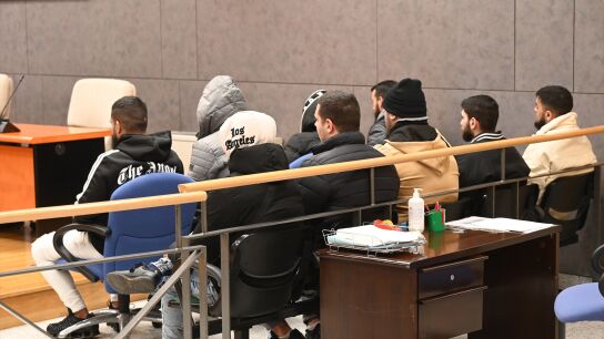 "Esto te pasa por ser un maric&oacute;n de mierda", el testimonio del joven que fue v&iacute;ctima de una agresi&oacute;n hom&oacute;foba en Basauri