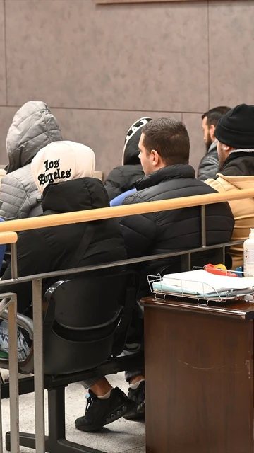 "Esto te pasa por ser un maricón de mierda", el testimonio del joven que fue víctima de una agresión homófoba en Basauri