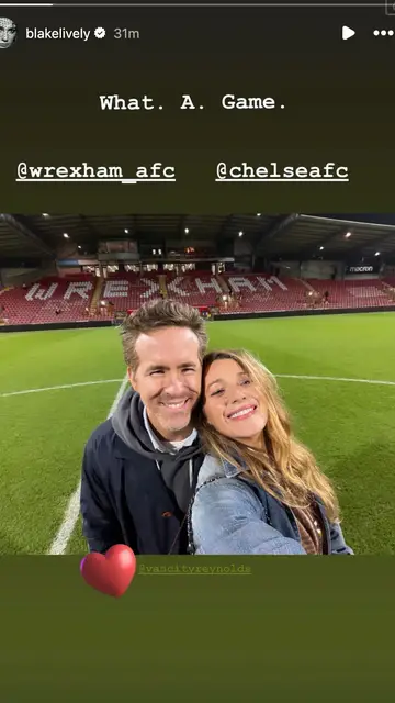 Ryan Reynolds y Blake Lively en el encuentro del Wrexham vs Chelsea Ryan Reynolds y Blake Lively en el encuentro del Wrexham vs Chelsea
