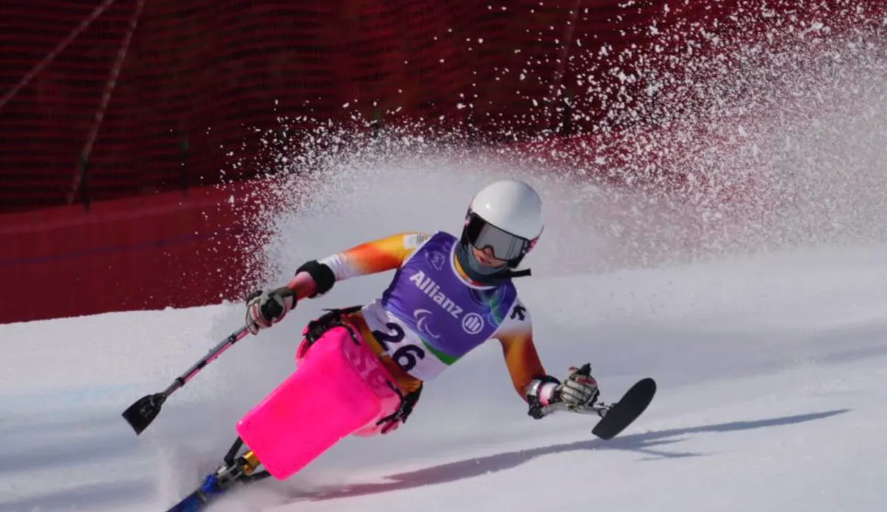 La esquiadora española Audrey Pascual en el supergigante