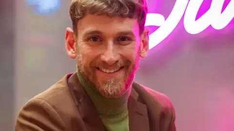 Así es Ginger El personaje interpretado por Ramón Pujol