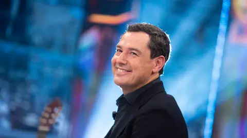 "La centralidad es necesaria": la crítica de Juanma Moreno a la polarización política "La centralidad es necesaria": la crítica de Juanma Moreno a la polarización política