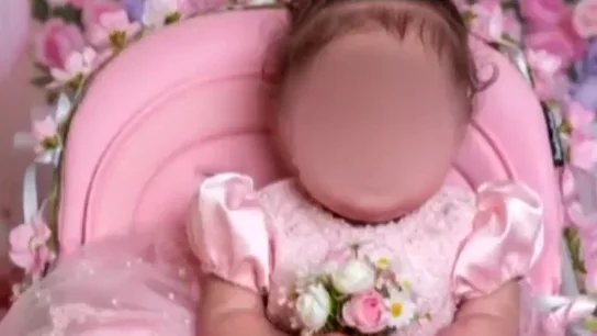 Muere la hija de una influencer por una bacteria días antes de cumplir un año Muere la hija de una influencer por una bacteria días antes de cumplir un año