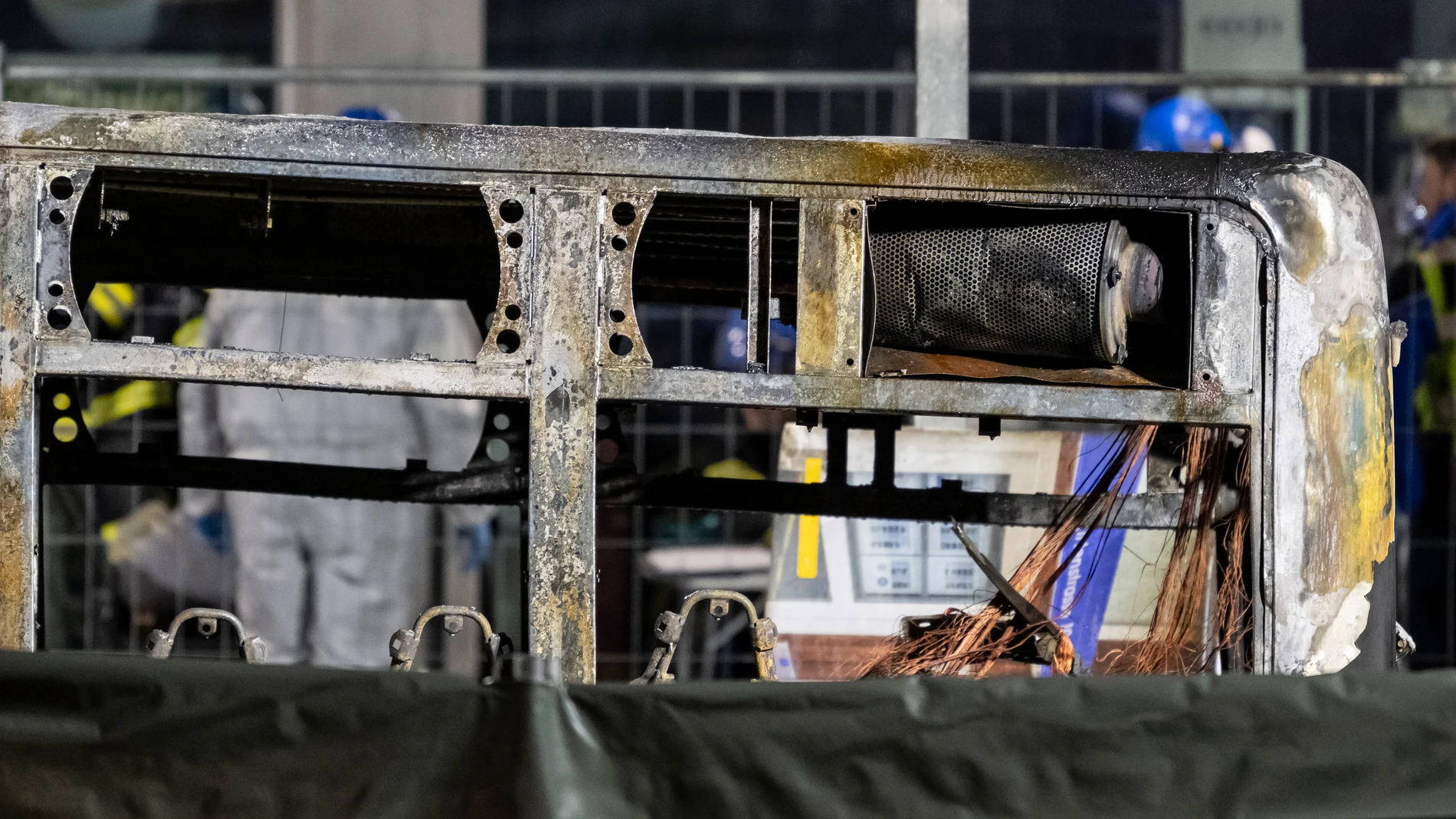 The rear of the charred shell of a postal bus stands after it caught fire in Kerzers, Switzerland, 10 March 2026 The rear of the charred shell of a postal bus stands after it caught fire in Kerzers, Switzerland, 10 March 2026