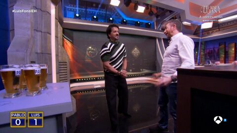 &iexcl;Competici&oacute;n cervecera! Pablo Motos reta a Luis Fonsi en El Hormiguero