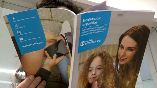 Gu&iacute;a 'Enredados en las pantallas'
