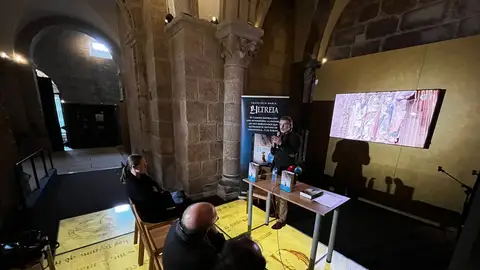 Francisco Narla presenta su nueva obra Francisco Narla presenta su nueva obra