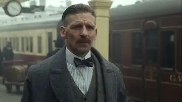 Paul Anderson como Arthur Shelby en Peaky Blinders Paul Anderson como Arthur Shelby en Peaky Blinders