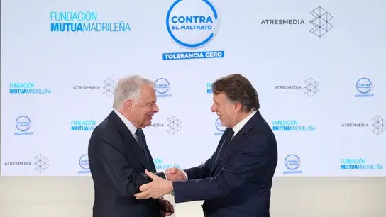 El presidente del Grupo Mutua Madrileña y de su fundación, Ignacio Garralda, y el presidente del Grupo Atresmedia, José Creuheras El presidente del Grupo Mutua Madrileña y de su fundación, Ignacio Garralda, y el presidente del Grupo Atresmedia, José Creuheras