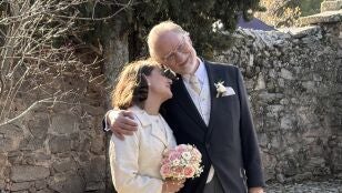 Nos colamos en el rodaje de la boda de Dami&aacute;n y Digna en Sue&ntilde;os de libertad: "Al final nada ha impedido que por fin est&eacute;n juntos" 