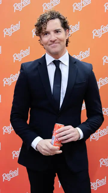 David Bisbal posando en el photocall de la marca Refeel David Bisbal posando en el photocall de la marca Refeel