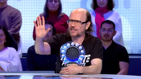 El regalo de reconciliación de Santiago Segura a Elia Galera en Pasapalabra: “Es para quererle” El regalo de reconciliación de Santiago Segura a Elia Galera en Pasapalabra: “Es para quererle”