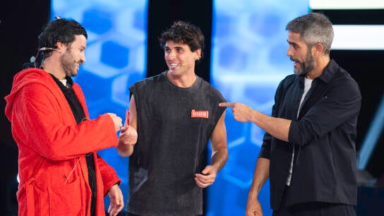 Daniel Illescas ganador de la primera semifinal de El Desaf&iacute;o tras empatar con Willy B&aacute;rcenas