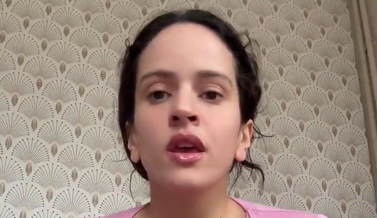 Rosal&iacute;a pide disculpas por sus palabras sobre Picasso: "No ten&iacute;a conciencia de casos reales de maltrato"